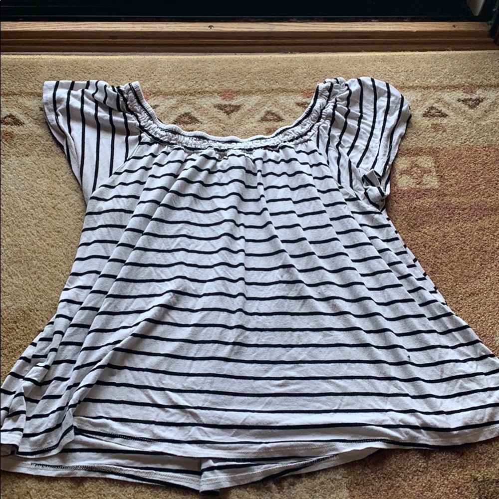 White and black striped t shirt